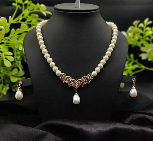 Imported Timeless Pearl Elegance Necklace Set With Drop Earrings